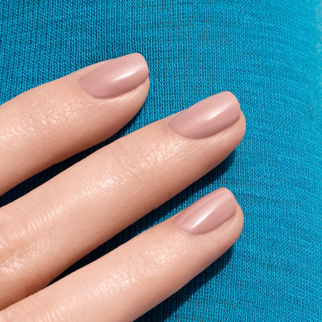 Green Natural Nail Polish in Shell Beige