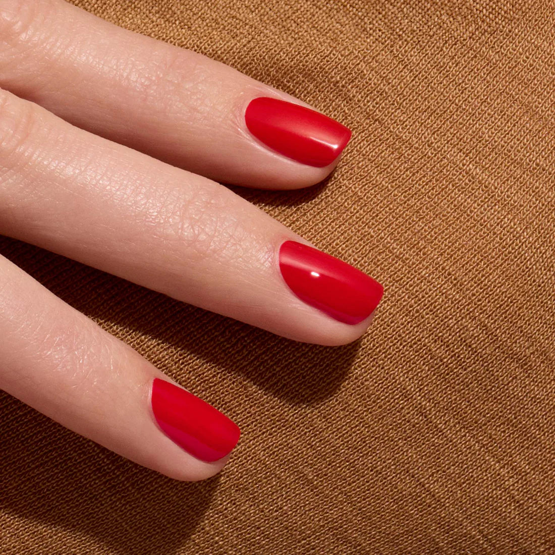 Green Natural Nail Polish in Poppy Red